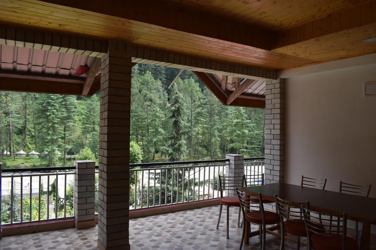White House Kasol Hotel Exterior photo